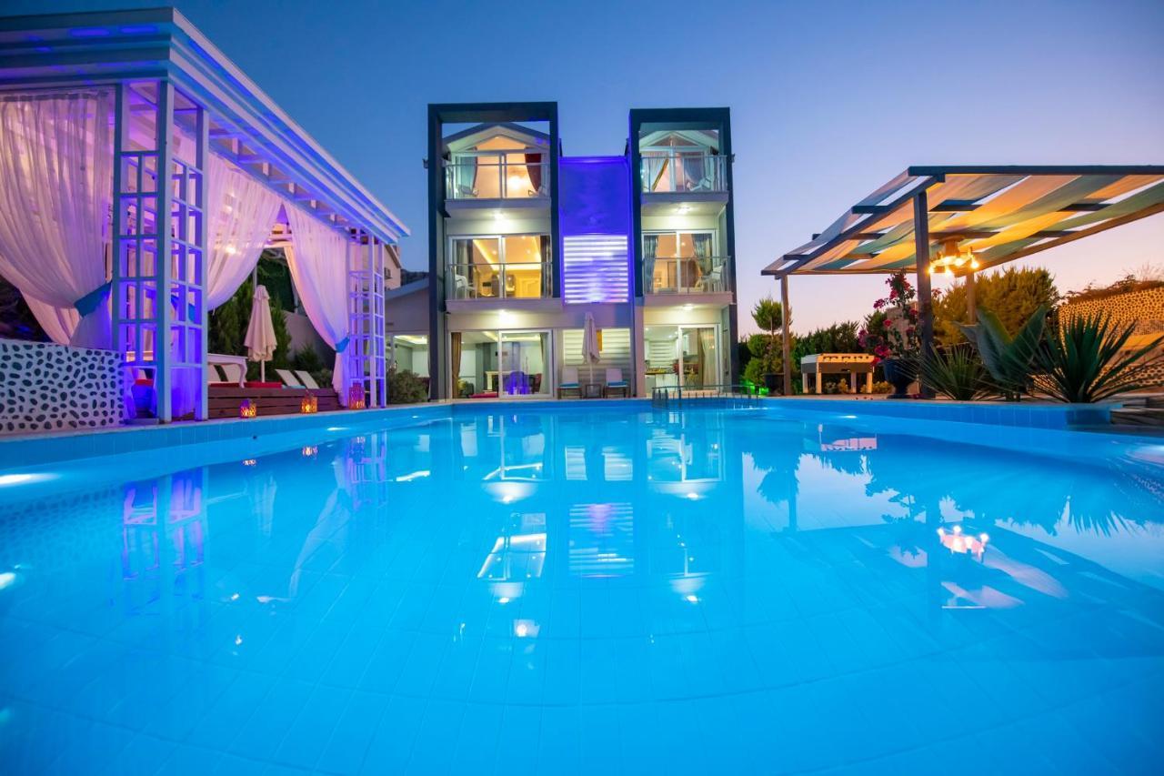 Oludenizde Luks Villa Fethiye